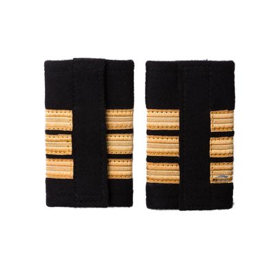 Velcro shoulder straps for chief officer, second engineer