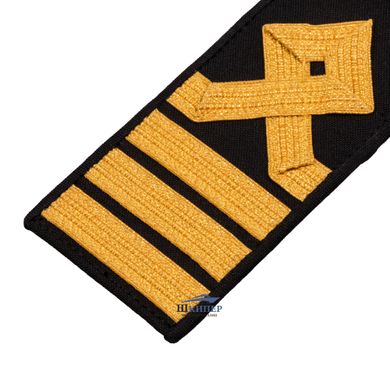 Category 9 Standard shoulder straps (corresponding to the position of Captain)