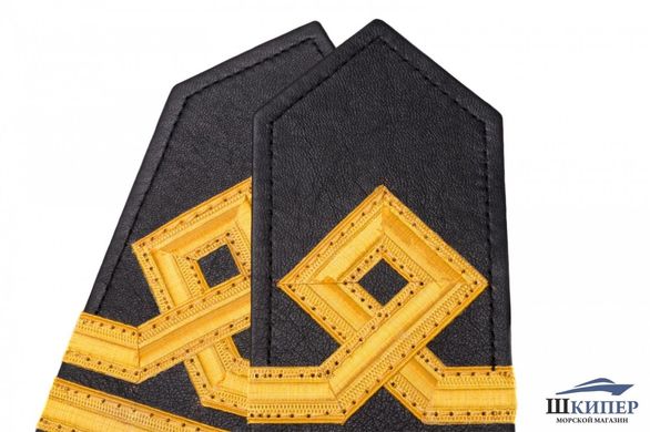 Category 7 Leather shoulder straps (corresponding to the position of Chief Officer)