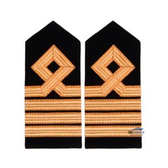 Category 9 Premium shoulder straps (corresponding to the position of Captain)