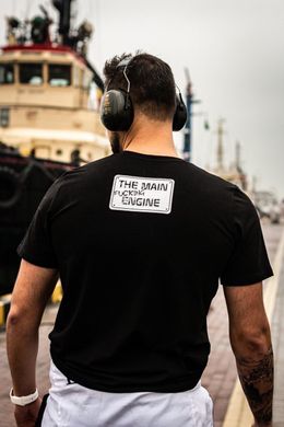 T-shirt for marine engineers "Main Engine"